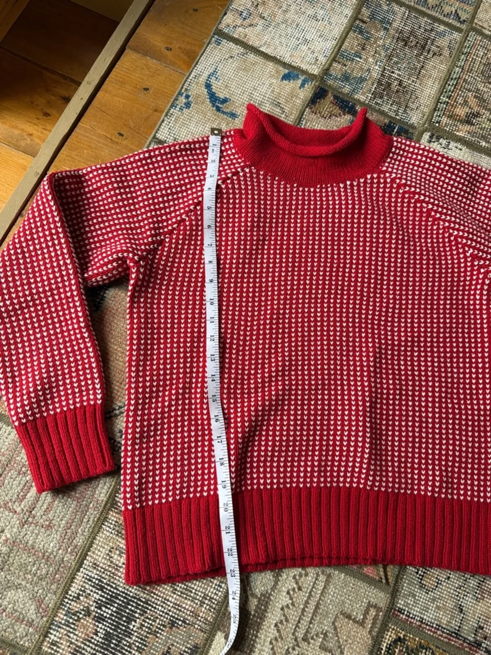Ll Bean Signature Red & White mock neck Turtleneck Sweater - Picture 6 of 7